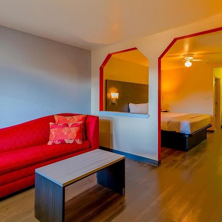 Oyo Hotel Yoakum West Екстер'єр фото