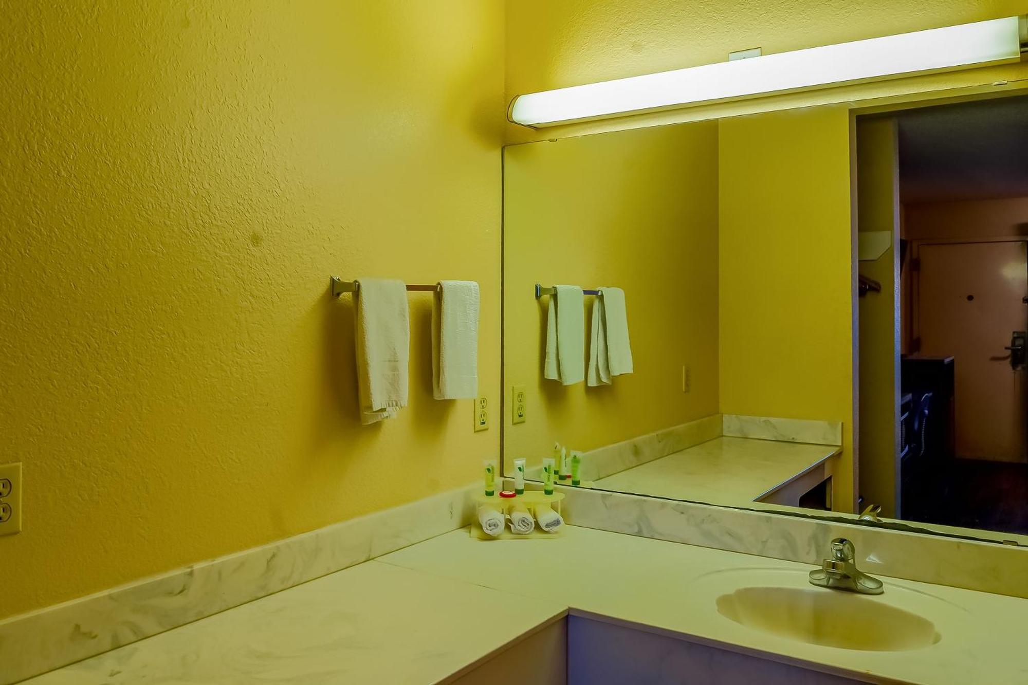 Oyo Hotel Yoakum West Екстер'єр фото